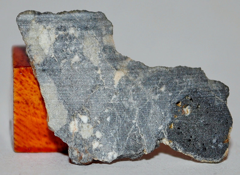 真品月球陨石图片